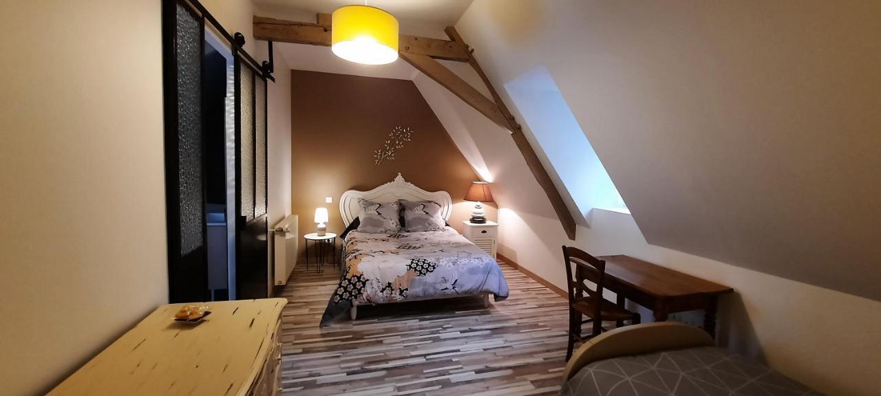לינה וארוחת בוקר Ossun La Ferme Aux Fleurs מראה חיצוני תמונה